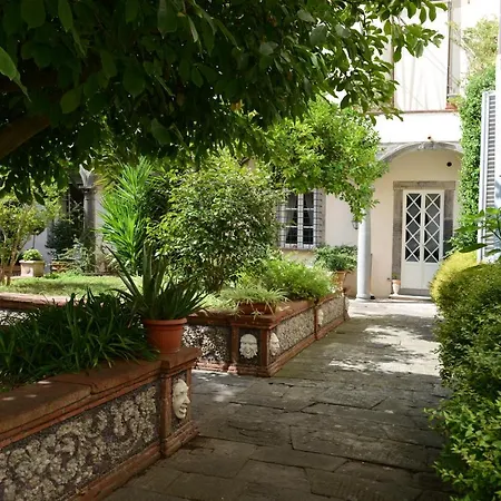 Al Giardino Segreto * Lucca